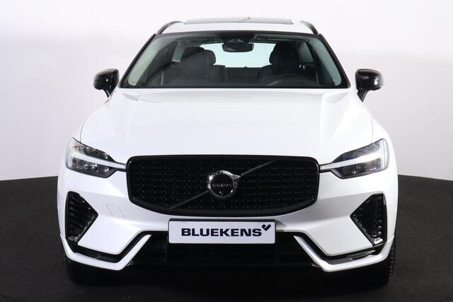 Volvo XC60 T6 Recharge AWD Plus Dark - Panorama/schuifdak - IntelliSafe Assist & Surround - 360º Camera - Verwarmde voorstoelen, stuur & achterbank - Parkeersensoren voor & achter - Elektr. bedienb. voorstoelen met geheugen - Draadloze tel. lader - Elektr. inklapbar