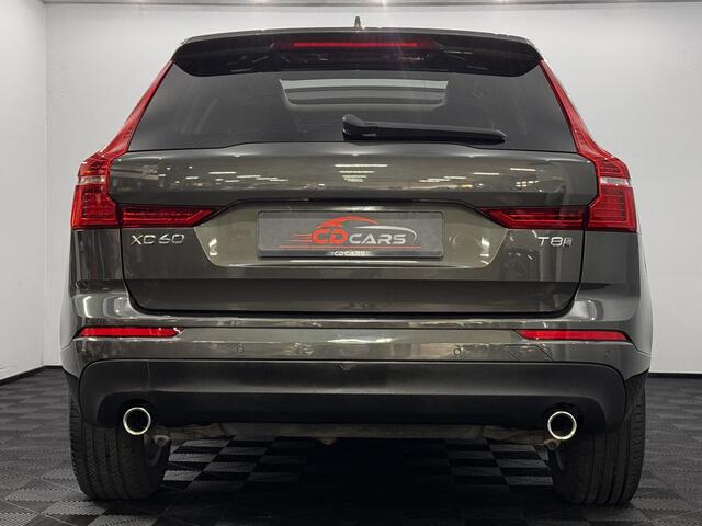 Volvo XC60 2.0 T8 Twin Engine AWD Momentum Pano, Parkeersensoren, Navi, Cruise control, Elektrische achterklep, Virtual desk