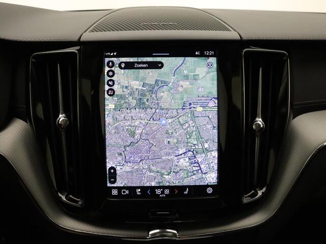 Volvo XC60 T8 455pk AWD Ultimate Dark / Panorama dak / Camera rondom / H&K audio / Stoelen met geheugen / Stoel/- en stuurverwarming /
