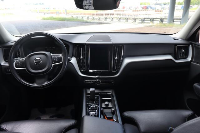 Volvo XC60 2.0 B5 Exclusive | Geen import | Schuifdak | Leer