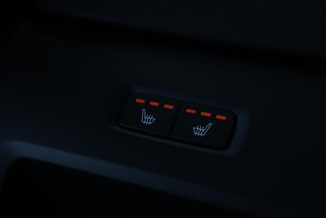 Volvo XC60 T6 PLUG-IN HYBRID ULTRA DARK -PANO.DAK|HEAD-UP DISP.|360°CAM|TREKHAAK|HK-AUDIO