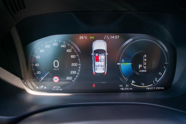 Volvo XC60 2.0 T8 Twin Engine AWD Inscription -Luchtvering-ACC-360Camera-Pano-Keyless Headup-