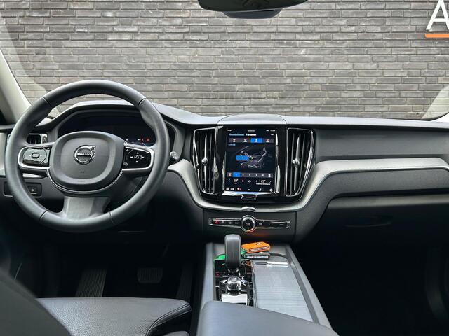 Volvo XC60 2.0 T8 Plug-in hybrid AWD Plus Dark l Panorama l Harman Cardon l 360 Camera l 20 Inch