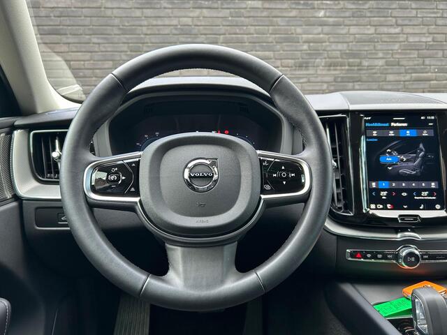 Volvo XC60 2.0 T8 Plug-in hybrid AWD Plus Dark l Panorama l Harman Cardon l 360 Camera l 20 Inch
