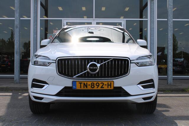 Volvo XC60 2.0 T8 Twin Engine AWD Inscription | Schuif/kanteldak | AppleCarplay | Privacy glass | 19" LMV