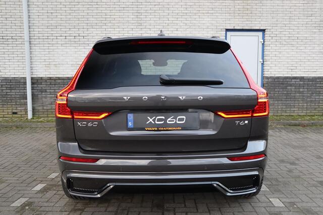 Volvo XC60 2.0 T6 Plug-in hybrid AWD Plus Dark | Schuif / kanteldak | 360 camera | Harman Kardon | Elektrisch verstelbare stoelen met geheugen |
