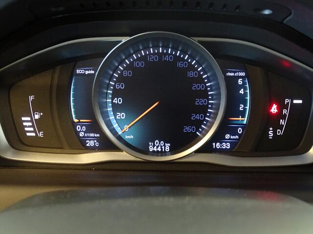 Volvo XC60 2.0 T5 FWD Ocean Race | Trekhaak | Panoramadak