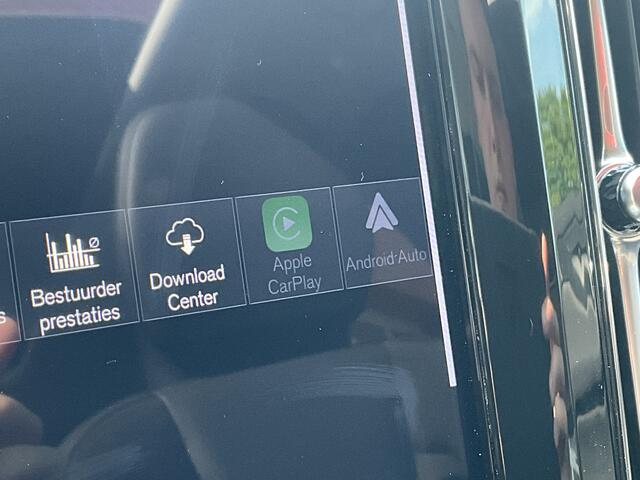 Volvo XC60 2.0 T8 Twin Engine AWD PHEV Pano Carplay Cam Led Voll.Onderhouden Plug-in!