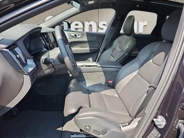 Volvo XC60 2.0 T6 Plug-in hybrid AWD Ultra Black Edition | Luchtvering | Bowers & Wilkins Audio | Massagefunctie voorstoelen | 360 graden camera |