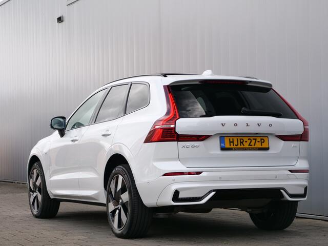 Volvo XC60 2.0 T6 350pk Plug-in hybrid AWD Ultimate Bright Schuifdak / Luchtvering / Head-up display