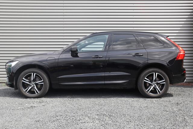 Volvo XC60 2.0 Recharge T6 AWD R-Design Panorama dak / Head-Up / Harman Kardon / 360 camera / Adaptieve cruise /