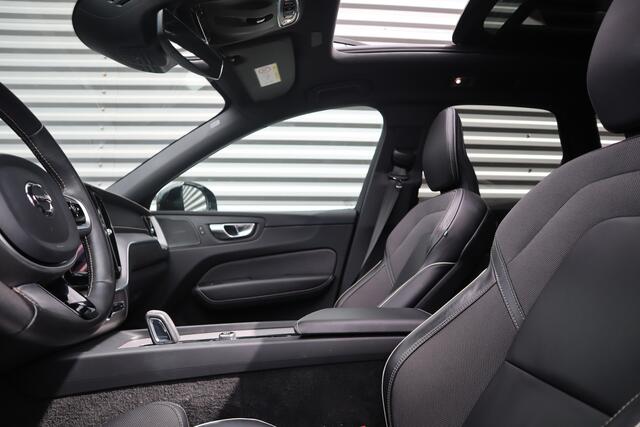 Volvo XC60 2.0 Recharge T6 AWD R-Design Panorama dak / Head-Up / Harman Kardon / 360 camera / Adaptieve cruise /