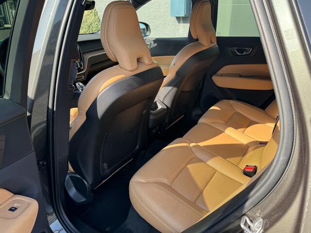 Volvo XC60 2.0 B4 INSCRIPT.