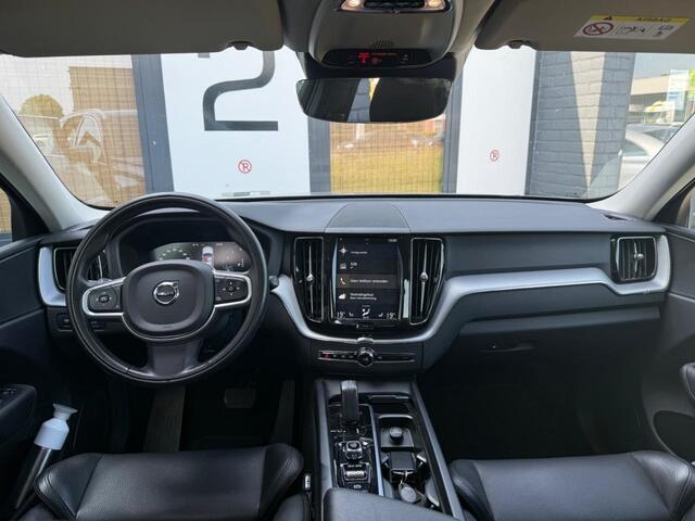 Volvo XC60 2.0 B5 Momentum Pro | Trekhaak | Memory | Standkachel | Volvo on Call | Stoel en stuurverwarming | Parkeercamera | Keyless entry/drive | Reservewiel |