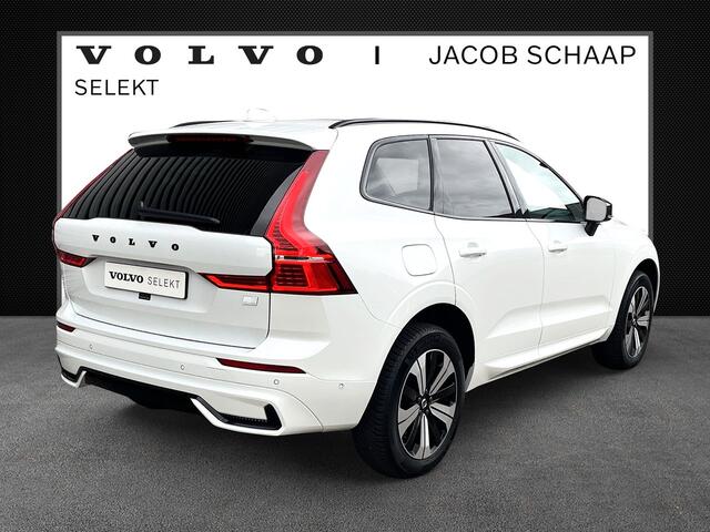 Volvo XC60 T8 Plug-in hybrid AWD Ultimate Dark / Luchtvering / Extra getint glas / 360 camera / Trekhaak semi-elektrisch /