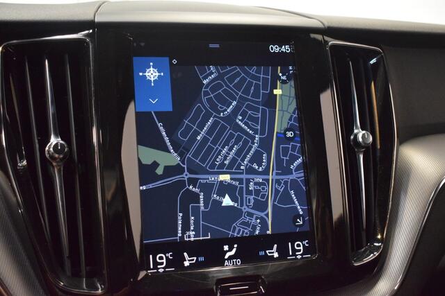 Volvo XC60 2.0 D4190pk AUT8 R-Design Trekhaak 2300kg/Leer/ stoelverw en koeling/ Adaptive Cruise/