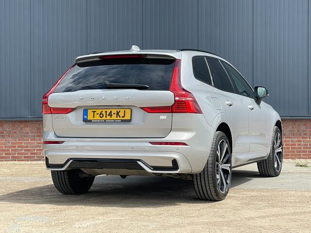 Volvo XC60 2.0 T6 Plug-In Hybrid AWD Dark Panoramadak / Trekhaak / Leder