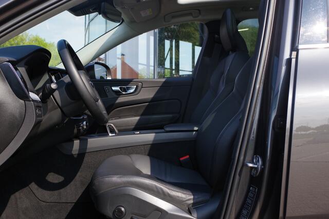 Volvo XC60 2.0 T6 Plug-in Hybrid AWD 350 PK Inscription Expression, Leder, Panoramadak, Camera,