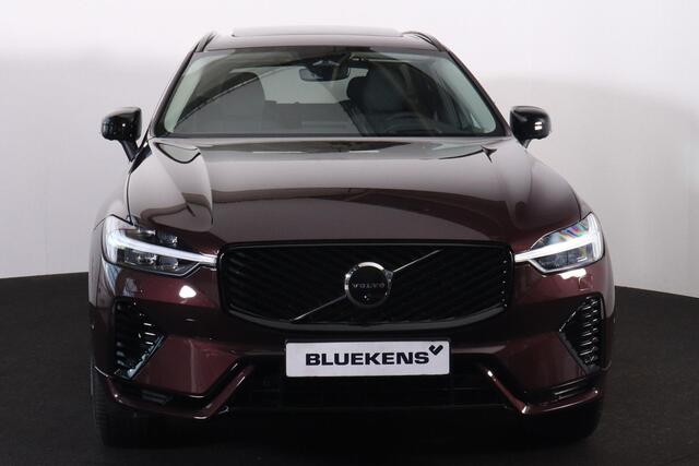 Volvo XC60 T8 Recharge AWD Ultra Dark - LONG RANGE - Panorama/schuifdak - IntelliSafe Assist & Surround - 360º Camera - Harman/Kardon audio - Adaptieve LED koplampen - Verwarmde voorstoelen, stuur & achterbank - Parkeersensoren voor & achter - Elektr. bedienb. voors