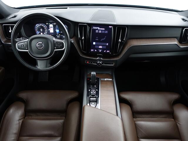 Volvo XC60 2.0 Recharge T6 AWD Inscription- Harman Kardon, Panoramadak, 360 Camera, Head Up, Elek Trekhaak, Xenon Led