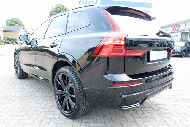 Volvo XC60 2.0 T6 AWD 350PK Plus Black Edition Rijjklaarprijs!