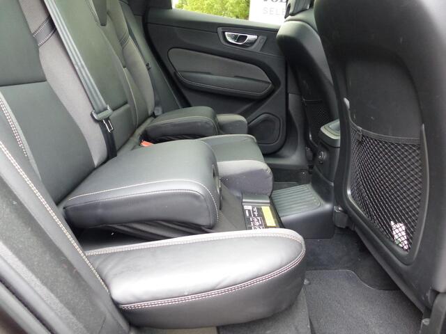 Volvo XC60 T6 Plug-in hybrid AWD Plus Dark |Long Range|