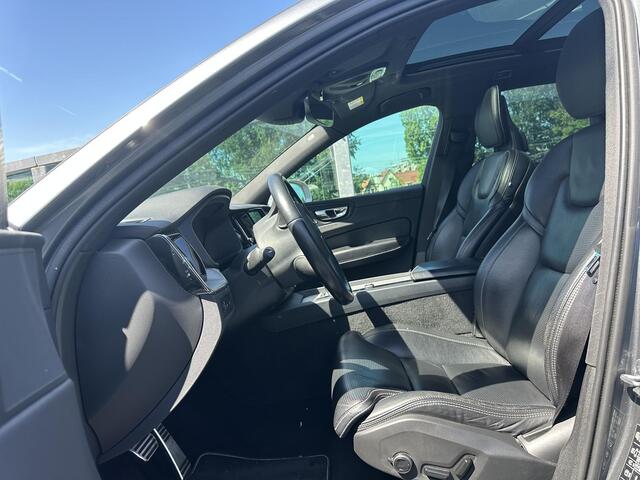 Volvo XC60 2.0 T8 Twin Engine AWD R-Design / Trekhaak / Pano. dak / Massagestoelen / Verwarmde en geventileerde stoelen / Elek. stoelen / Luchtvering / 360 camera / Pilot assist /