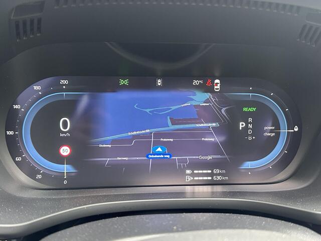 Volvo XC60 2.0 T6 Plug-in hybrid AWD Plus Dark intellisafe/ schuifdak/ 360 camera / trekhaak/ 18 inch