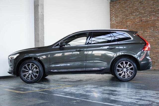 Volvo XC60 B5 Automaat Business Pro | Trekhaak | 360° parkeercamera | Adaptive cruise control | BLIS | Stoelverwarming | Stuurwielverwarming | Navigatie | Maroon lederen bekleding | Comfortstoelen |