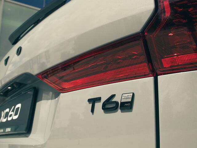 Volvo XC60 T6 Aut. Plug-in hybrid AWD Plus Black Edition | HEICO STYLING KIT