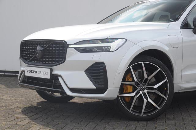Volvo XC60 T8 455PK Automaat AWD Polestar Engineered Head-up display / Bowers en Wilkins audio / Panoramadak / BLIS / Elektrisch bedienbare voorstoelen / Memory seats / Verwarmbare stoelen / Keyless entry /