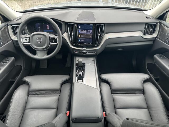 Volvo XC60 2.0 T6 Plug-in hybrid AWD Plus Dark Pano-Dak | 360-Camera | Adapt. LED | Stoel & Stuurverw. | Voorruit verw. | Harman Kardon