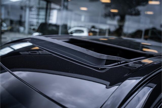 Volvo XC60 2.0 T6 Recharge AWD Plus Dark Black Edition Panodak ** Harman & Kardon ** 360 camera