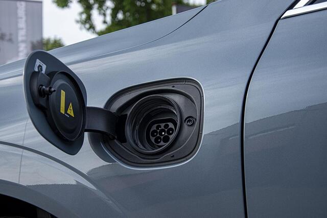 Volvo XC60 2.0 RECHARGE T6 AWD PLUS BRIGHT 21 INCH