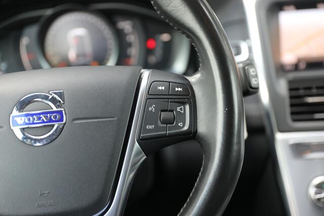 Volvo XC60 2.0 T6 Polar+ | 306PK 2000KG Trekgewicht | Afneembare trekhaak | Voorruit verwarming