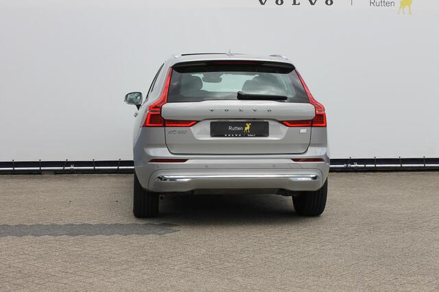 Volvo XC60 T6 350PK Long Range Plug-in hybrid AWD Plus Bright Panoramisch schuif-kanteldak / Google infotainment / Lederen bekleding / Parkeersensoren voor en achter met parkeercamera / Road Sign information / Cruise Control