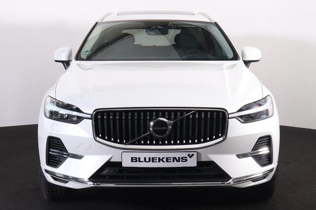 Volvo XC60 T6 Recharge AWD Core Bright - LONG RANGE - Panorama/schuifdak - IntelliSafe Assist - Harman/Kardon audio - Adaptieve LED koplampen - Parkeercamera achter - Verwarmde voorstoelen & stuur - Parkeersensoren voor & achter - Draadloze tel. lader - Extra getint