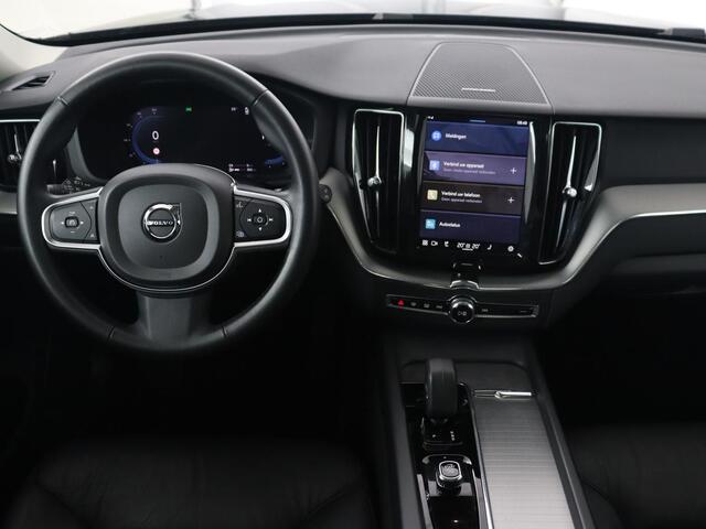 Volvo XC60 2.0 T6 Plug-in hybrid AWD Core Bright | Panoramadak | Leder | Stoel & stuurverwarming | Adaptive cruise | Harman/Kardon | Camera | Carplay | Achterbankverwarming | PHEV