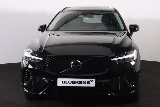 Volvo XC60 T8 Recharge AWD Ultra Dark - LONG RANGE - Panorama/schuifdak - IntelliSafe Assist & Surround - 360º Camera - Harman/Kardon audio - Adaptieve LED koplampen - Verwarmde voorstoelen, stuur & achterbank - Parkeersensoren voor & achter - Elektr. bedienb. voors