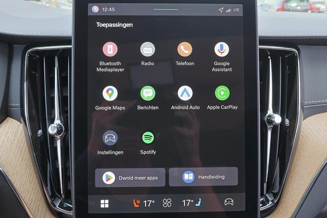 Volvo XC60 T8 Recharge AWD Ultra Dark - LONG RANGE - Panorama/schuifdak - IntelliSafe Assist & Surround - 360º Camera - Harman/Kardon audio - Adaptieve LED koplampen - Verwarmde voorstoelen, stuur & achterbank - Parkeersensoren voor & achter - Elektr. bedienb. voors