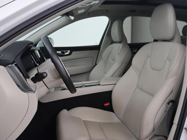 Volvo XC60 2.0 Recharge T8 AWD Inscription | Panoramadak | Trekhaak | Leder | Camera | Carplay | Navigatie | Memory | Keyless | PHEV | Plug In