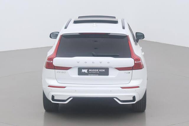 Volvo XC60 T8 Plug-in hybrid Ultra Dark | Luchtvering | Panoramadak | Head-Up | 360 Camera | Harman/Kardon | 21 Inch