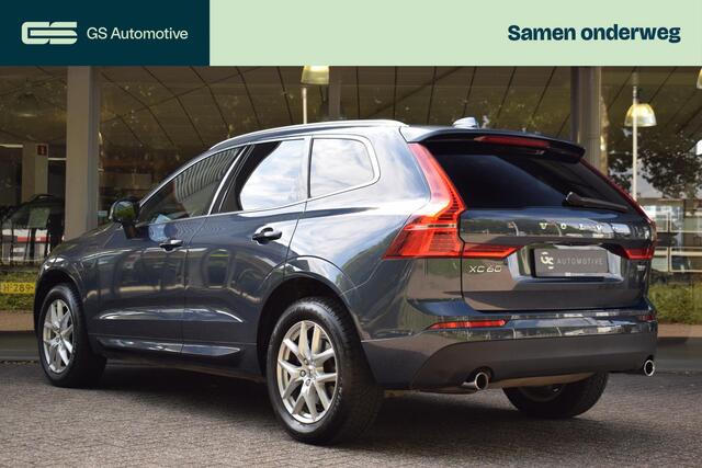 Volvo XC60 2.0 T8 AWD Momentum Pro met Pano