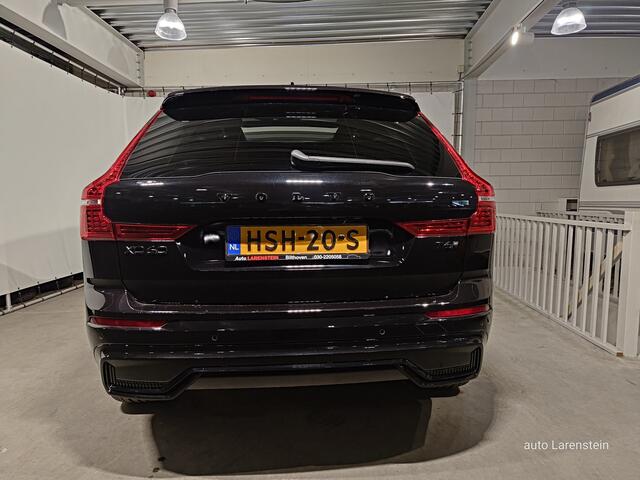 Volvo XC60 2.0 T6 350pk Plug-in hybrid AWD Ultra Black Edition Panoramadak / Head-Up / 360 / ACC / Navi / High Audio / Carplay / Winter Pack