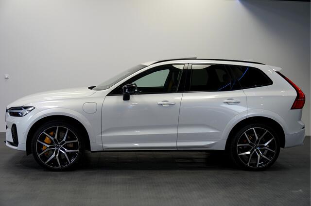 Volvo XC60 2.0 T8 AWD 342kW/465pk Aut8 Polestar Engineered BOWERS&WILKINS + ÖHLINS ONDERSTEL + PANORAMADAK + PILOT ASSIST + FULL LED KOPLAMPEN + 360 CAMERA + STANDKACHEL + ON-CALL + ADAPT.CRUISE + STOEL-&STUURVERWARMING + 22" LM-VELGEN!!