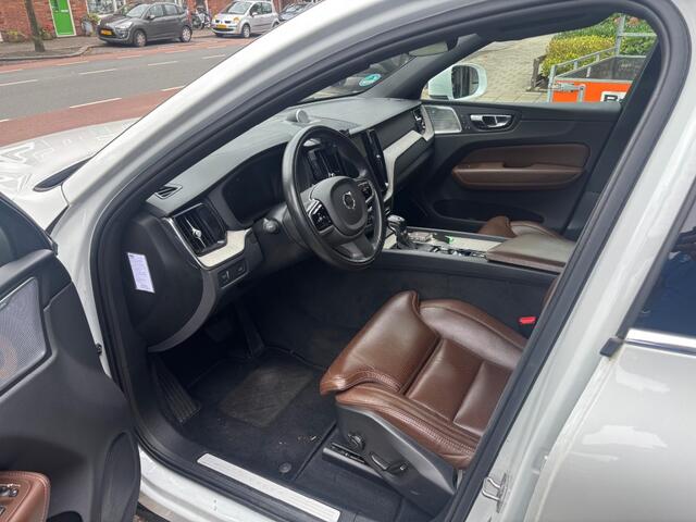 Volvo XC60 2.0 T5 AWD INSCR.