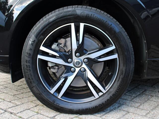 Volvo XC60 2.0 T5 R-Design Automaat / Leder-Alcantara bekleding / 19" velgen