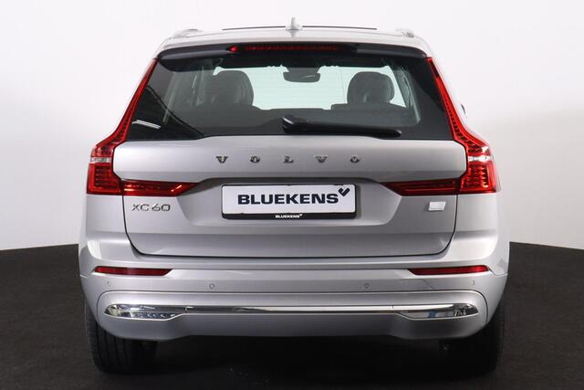 Volvo XC60 T8 Recharge AWD Plus Bright - Panorama/schuifdak - IntelliSafe Assist & Surround - Harman/Kardon audio - Adaptieve LED koplampen - Parkeercamera achter - Verwarmde voorstoelen, stuur & achterbank - Parkeersensoren voor & achter - Elektr. bedienb. voorstoe