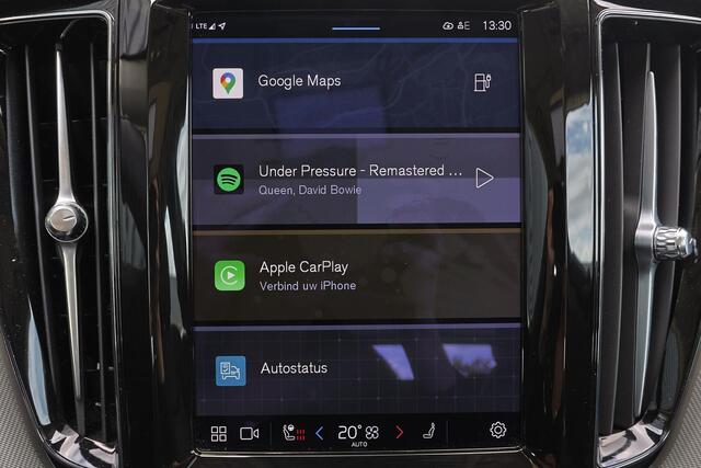 Volvo XC60 T8 Recharge AWD Plus Bright - Panorama/schuifdak - IntelliSafe Assist & Surround - Harman/Kardon audio - Adaptieve LED koplampen - Parkeercamera achter - Verwarmde voorstoelen, stuur & achterbank - Parkeersensoren voor & achter - Elektr. bedienb. voorstoe