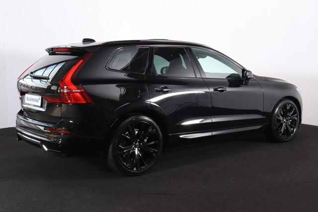 Volvo XC60 T6 Recharge AWD Ultra Black Edition - Luchtvering - Head-up display - Nappaleder - Voorstoelen elektr. verstelbaar met geheugen, ventilatie en massage - 360­° camera - IntelliSafe Assist & Surround - 21" LMV - Panoramisch schuif-/kanteldak - Harman Kardon
